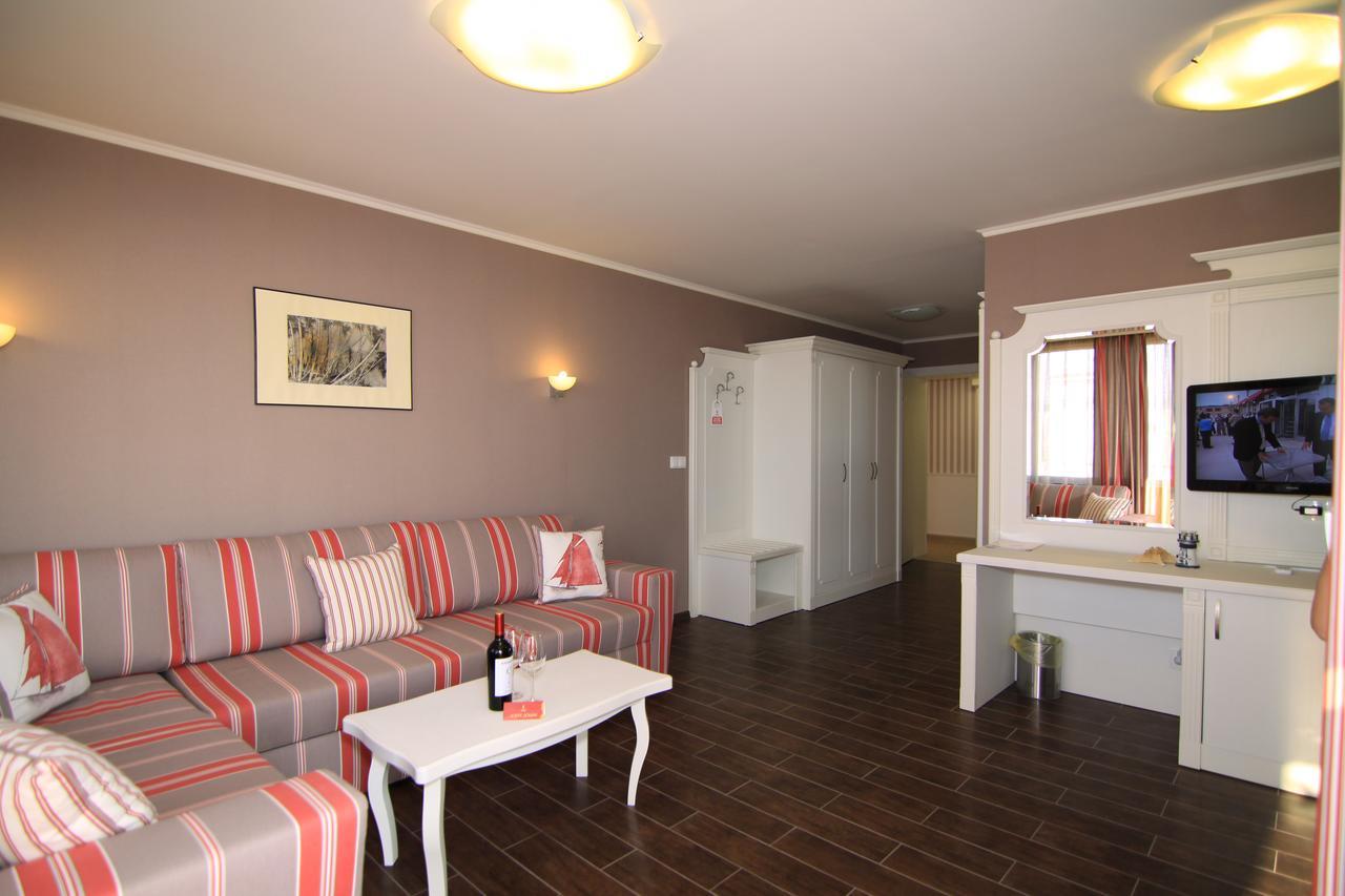Hotel Armira Lozenets Esterno foto
